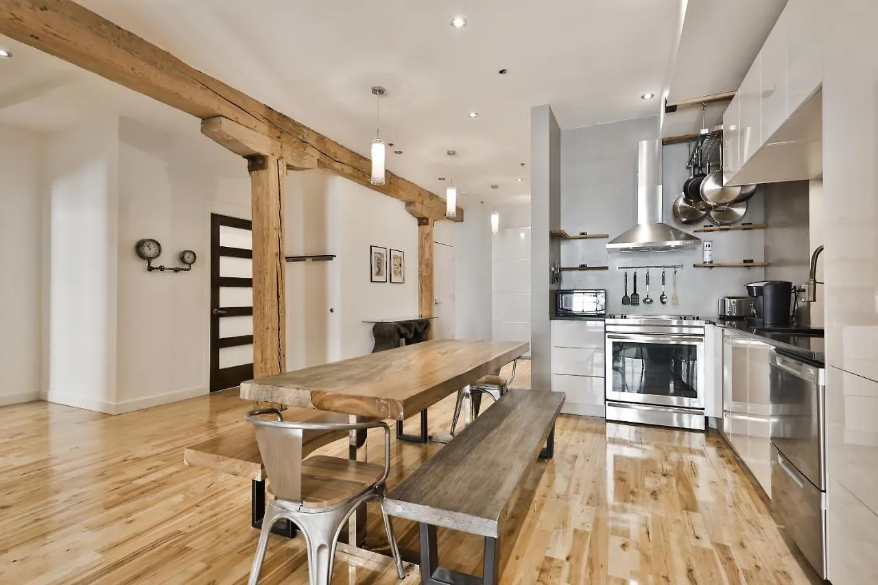 Apartment Charming & Contemporary Old Montreal Suites
