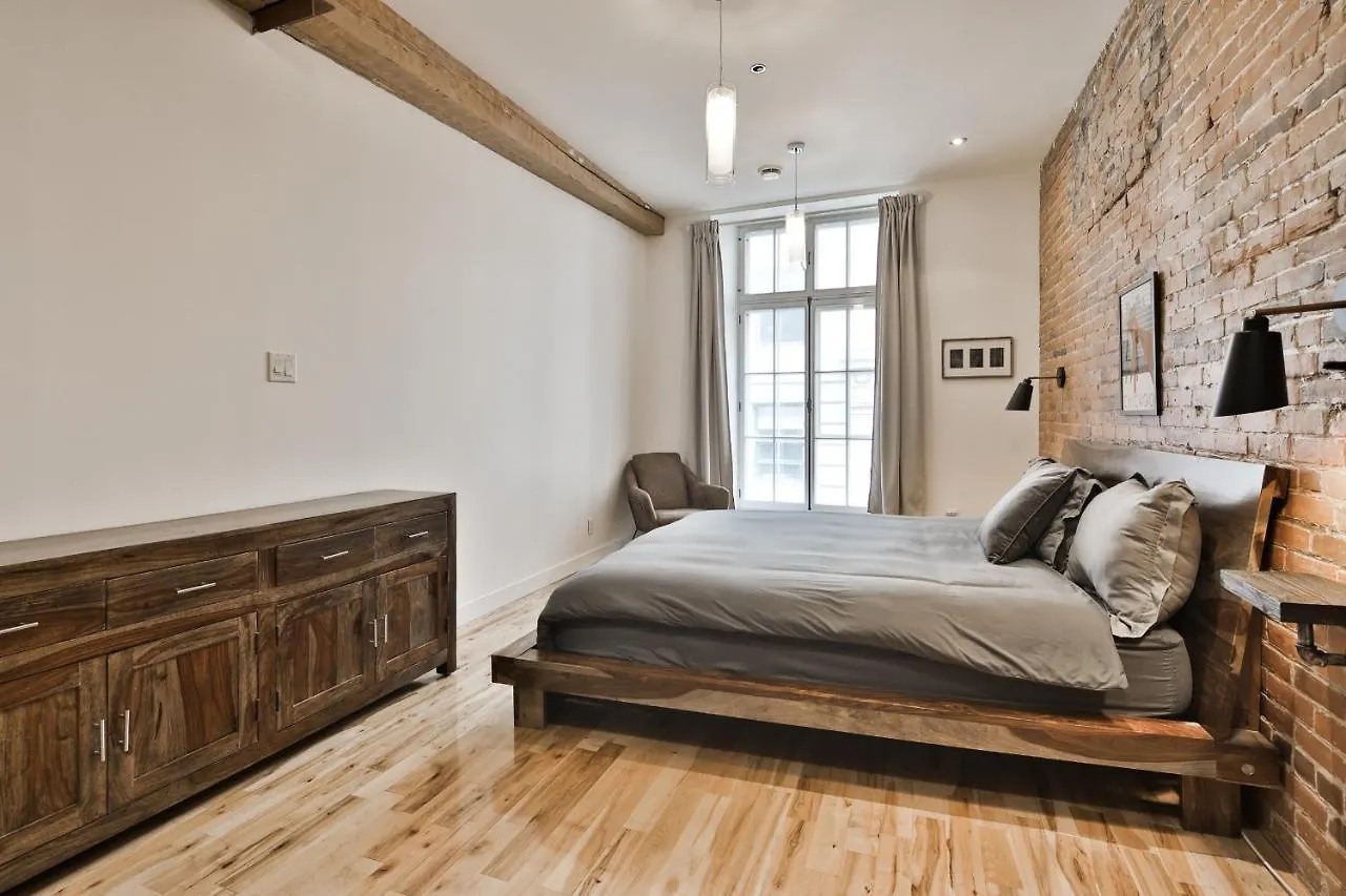 Apartment Charming & Contemporary Old Montreal Suites